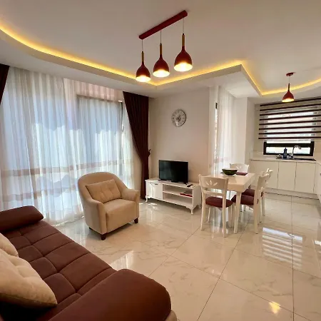 Elite Marine - Cleopatra, Center Apartment *